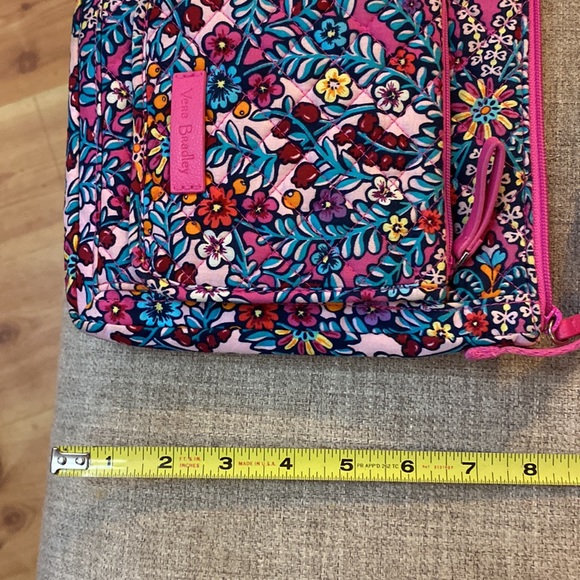 Vera Bradley crossbody - Picture 8 of 8